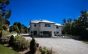 Inch View Lodge